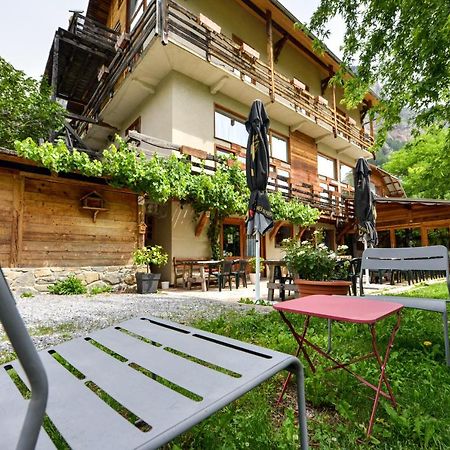 Hotel Restaurant Gites Les 5 Saisons Freissinieres Exteriér fotografie